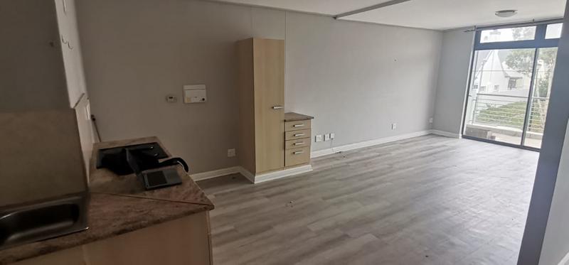 To Let 2 Bedroom Property for Rent in Royal Ascot Western Cape